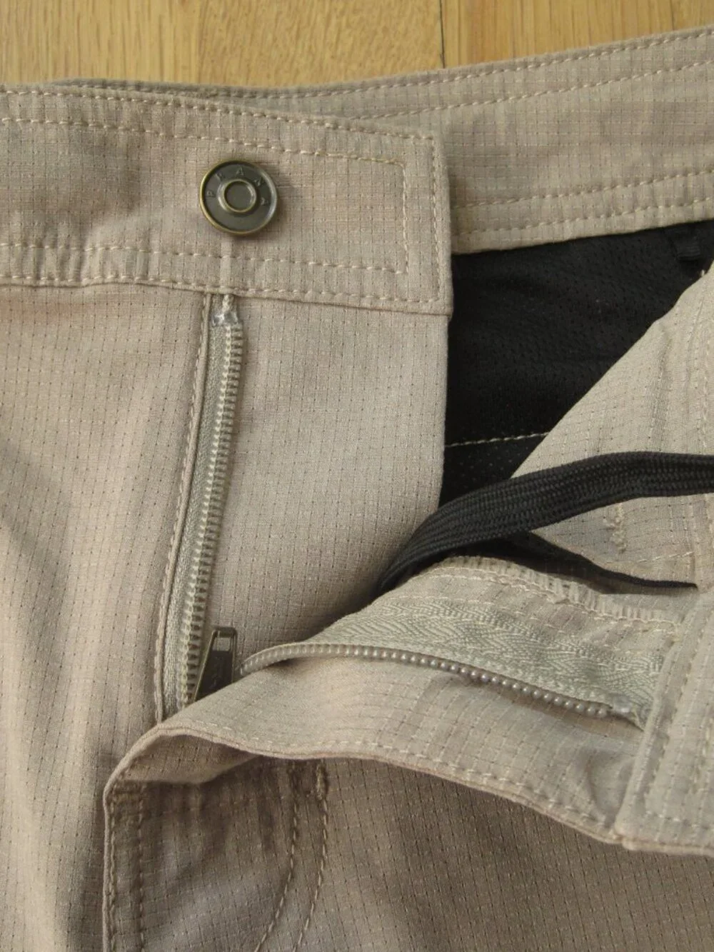 prAna Hybridizer Shorts Men’s 28x8 Khaki Outdoor Hiking Performance